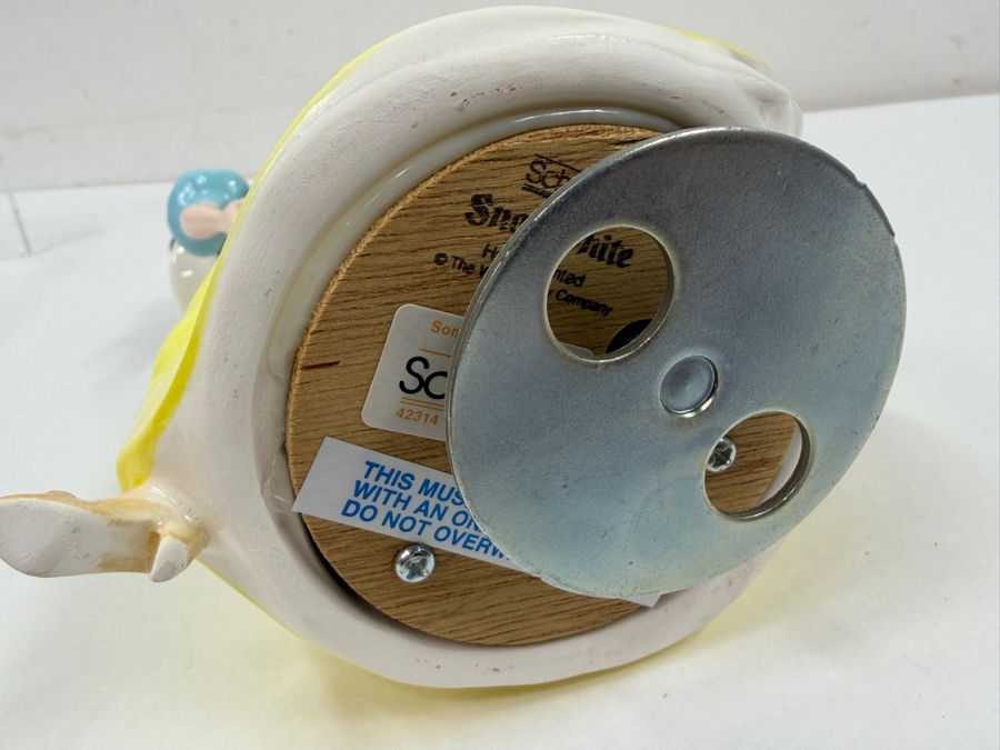 Just Added - Vintage 1980s Schmid Disney Snow White Rotating Porcelain Music Box Figurine Plays Someday My Prince Will Come Made In Japan 8'H [Photo 5]