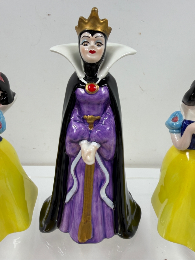 Just Added - Vintage 1990s Walt Disney Productions Porcelain Snow White Variants And Evil Queen Figurine Collection 5' - 7.5'H [Photo 2]