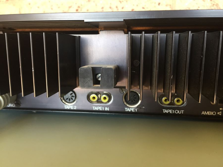 Bang & Olufsen Denmark Beomaster 4000 Receiver - Designed By Jacob Jensen - CHARITY ITEM [Photo 12]