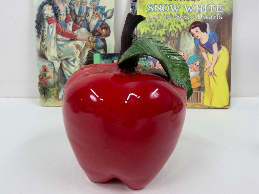 Just Added - Walt Disney's Snow White And The Seven Dwarfs Collector Set Featuring Kenleys Cartoon Classics Plate, 1948 Little Golden Book, Large Ceramic Poison Apple, And Hand Painted Glass Figurine Bell Collection [Photo 7]