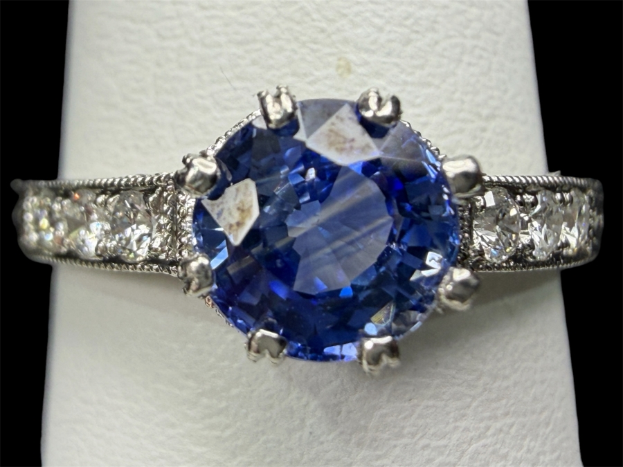 Platinum (.900) Ring With 5.2mm Blue Sapphire And Diamonds Size 5.5 2.8g Retails $1,800