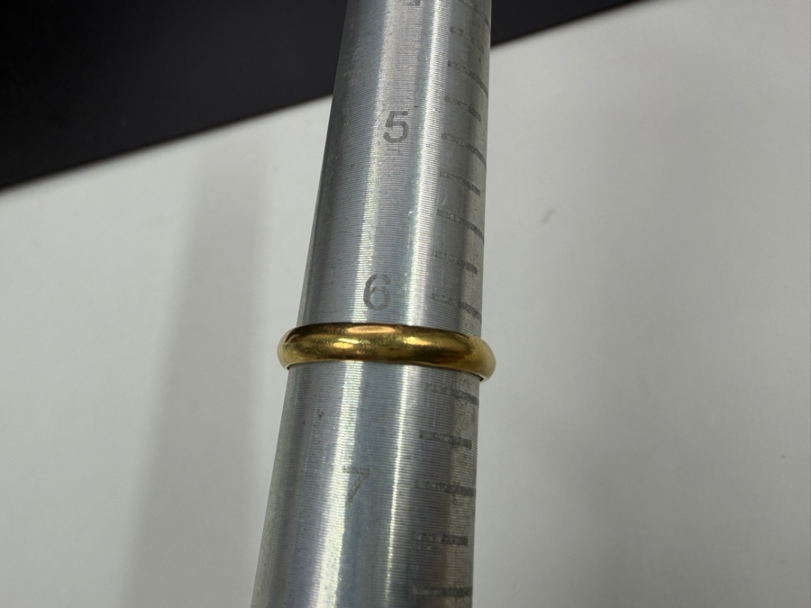 16.6k Gold Oval Sky Blue Topaz 7.5 x 5.7mm Ring Size 6.25 3.2g Retails $1,400 [Photo 7]