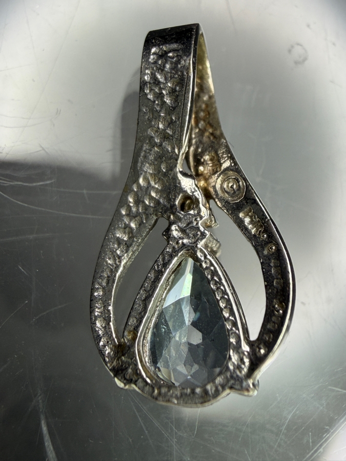 14k Gold 9x6mm Pear Shape Sky Blue Topaz Pendant With .01 Diamond 2.3g Retails $900 [Photo 3]