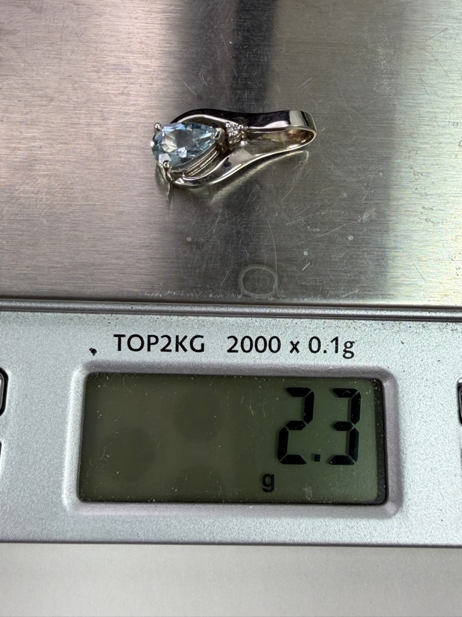 14k Gold 9x6mm Pear Shape Sky Blue Topaz Pendant With .01 Diamond 2.3g Retails $900 [Photo 5]