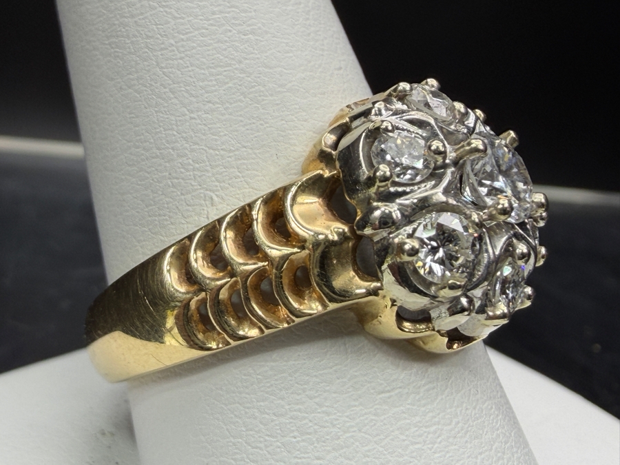 14k Gold Diamond Ring With 4.5mm Round Brilliant Cut Center Diamond Est. .40ct Surrounded By (6) 3mm Round Brilliant Cut Diamonds Est. .60cttw (Total Of 1.0cttw) Size 10.25 8.2g Retails $4,800 [Photo 5]