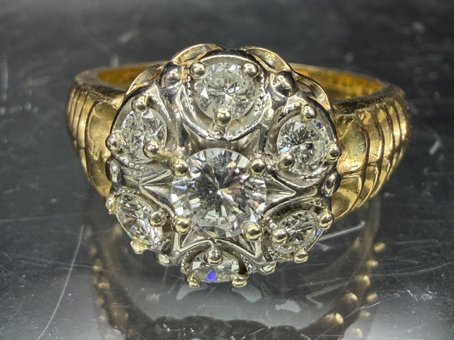 14k Gold Diamond Ring With 4.5mm Round Brilliant Cut Center Diamond Est. .40ct Surrounded By (6) 3mm Round Brilliant Cut Diamonds Est. .60cttw (Total Of 1.0cttw) Size 10.25 8.2g Retails $4,800 [Photo 9]