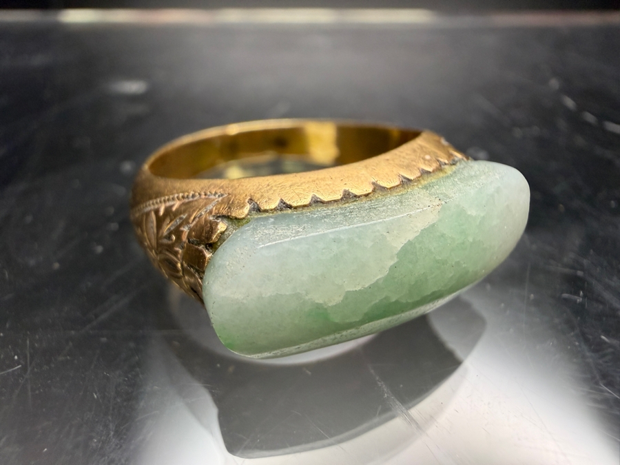 18k Gold Jadeite Ring Size 9 4.1g Retails $2,000 [Photo 10]