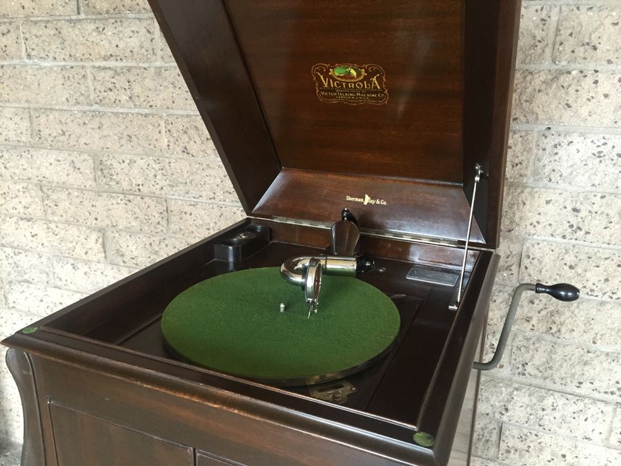 1921 Victor Talking Machine - Victrola - VV-90 - Excellent Working Condition - SN 34928 - CHARITY ITEM [Photo 21]