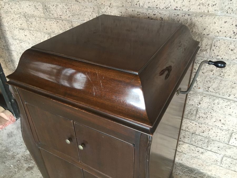 1921 Victor Talking Machine - Victrola - VV-90 - Excellent Working Condition - SN 34928 - CHARITY ITEM [Photo 5]