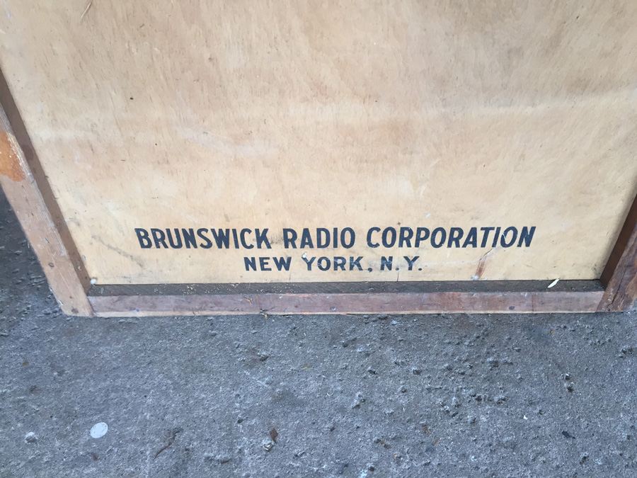 Large Vintage Brunswick Radio Corporation Shipping Crate - Convert To Cabinet - Great Prop - RARE [Photo 10]