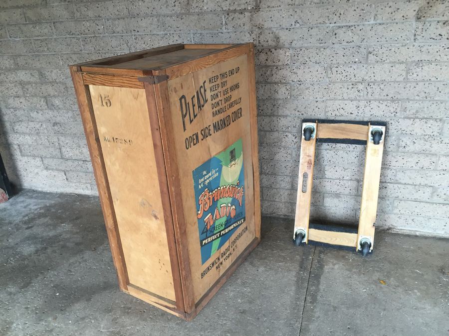 Large Vintage Brunswick Radio Corporation Shipping Crate - Convert To Cabinet - Great Prop - RARE [Photo 15]