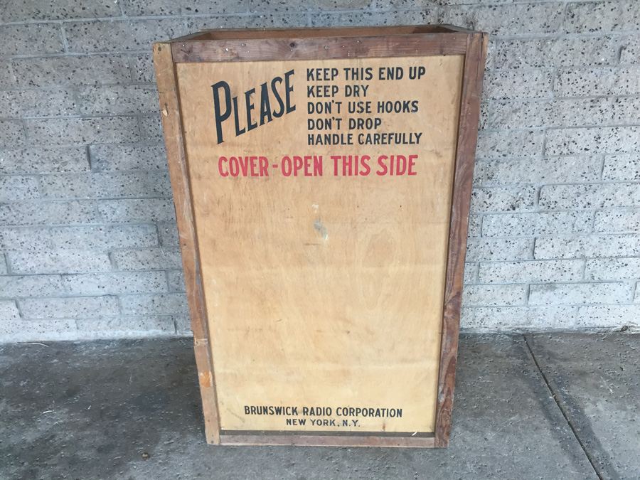 Large Vintage Brunswick Radio Corporation Shipping Crate - Convert To Cabinet - Great Prop - RARE [Photo 8]