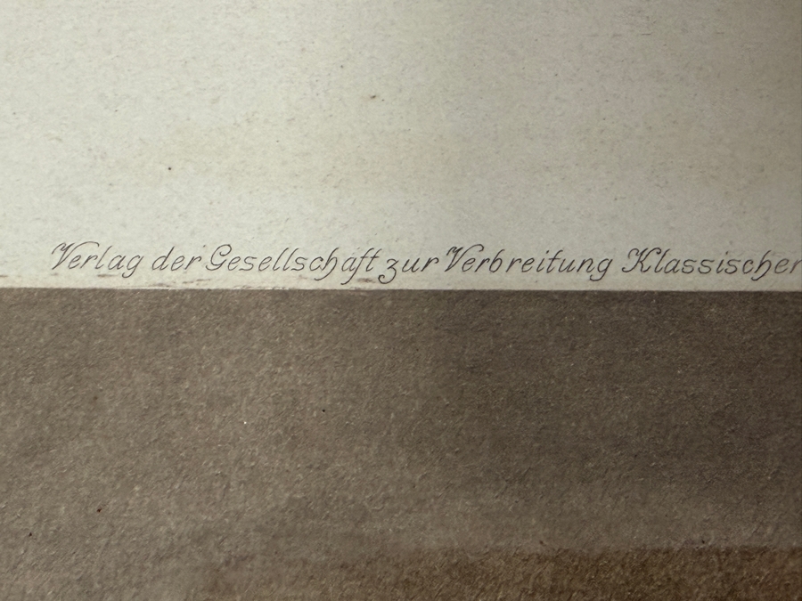 Antique 1909 Print Of 'Mona Lisa' By Leonardo Da Vinci Published In Berlin, Germany By Verlag Der Gesellschaft Zur Verbreitung Klassischer Kunst (Publisher Of The Society For The Distribution Of Classical Art) No. 171 14.5 X 22 Framed 25 X 35 [Photo 20]