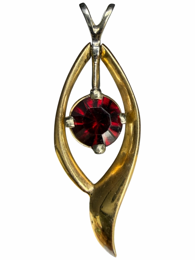 14k Gold 5.2mm Mozambique Garnet 1.5g Retails $600