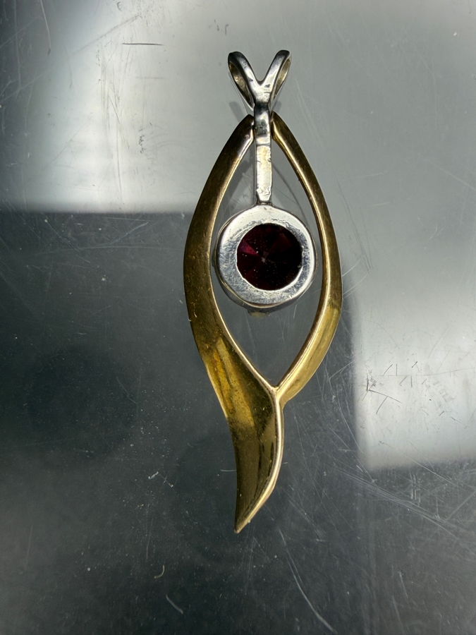 14k Gold 5.2mm Mozambique Garnet 1.5g Retails $600 [Photo 3]