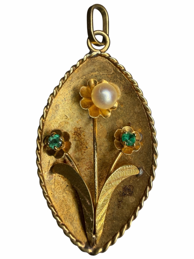 18k Gold Pendant With (2) 1.8mm Round Emeralds And (1) 4mm Cultured Pearl 1.5'L 3.3g Retails $1,800