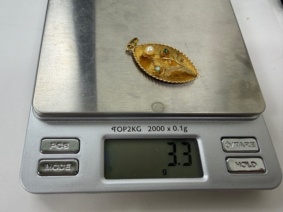 18k Gold Pendant With (2) 1.8mm Round Emeralds And (1) 4mm Cultured Pearl 1.5'L 3.3g Retails $1,800 [Photo 8]
