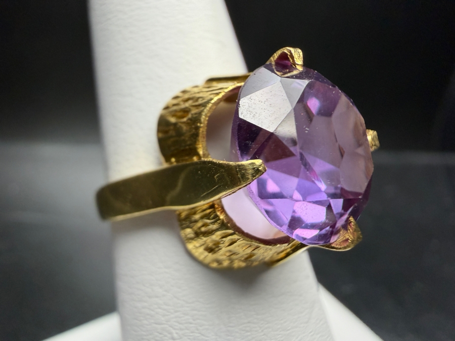 18k Gold Ring Set With A 12mm Round Synthetic Color Change Corundum Size 6 6.8g Retails $3,000 [Photo 5]
