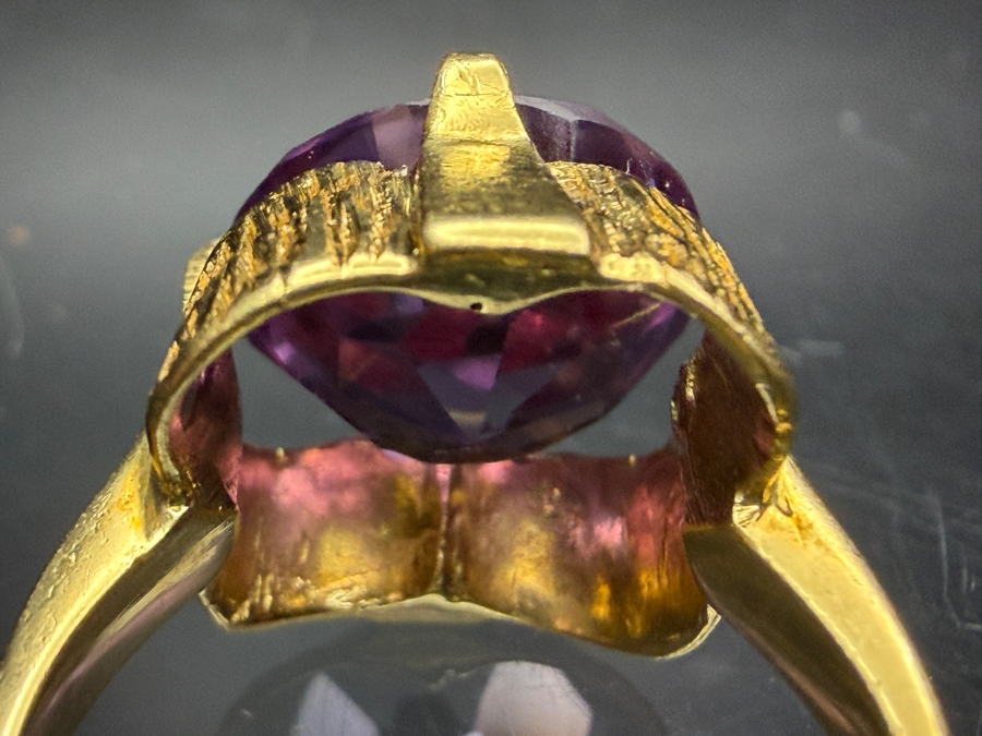 18k Gold Ring Set With A 12mm Round Synthetic Color Change Corundum Size 6 6.8g Retails $3,000 [Photo 12]