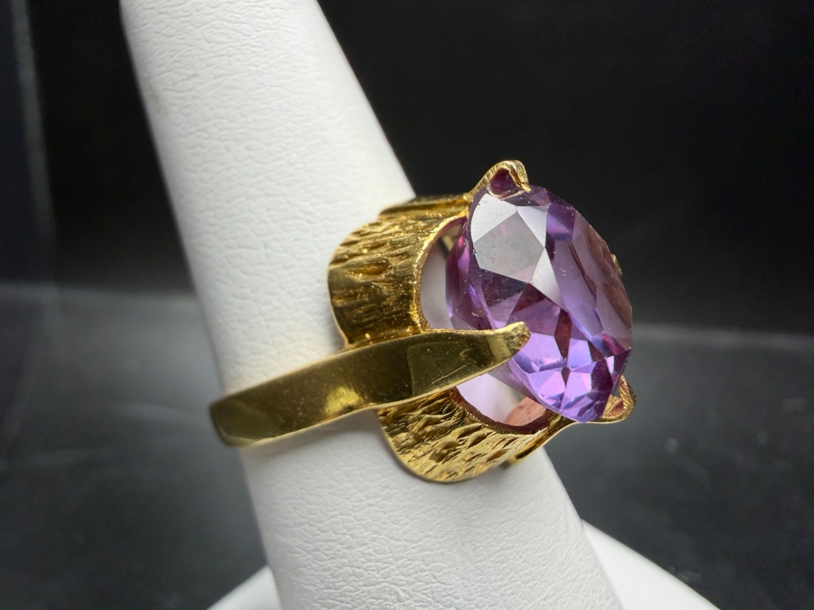 18k Gold Ring Set With A 12mm Round Synthetic Color Change Corundum Size 6 6.8g Retails $3,000 [Photo 7]