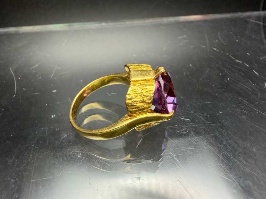 18k Gold Ring Set With A 12mm Round Synthetic Color Change Corundum Size 6 6.8g Retails $3,000 [Photo 10]