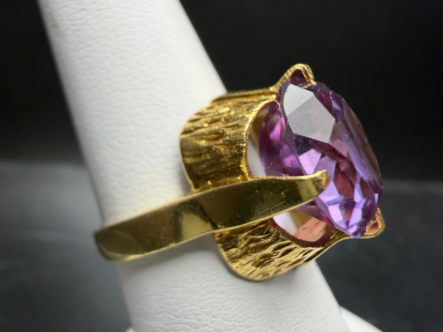 18k Gold Ring Set With A 12mm Round Synthetic Color Change Corundum Size 6 6.8g Retails $3,000 [Photo 6]