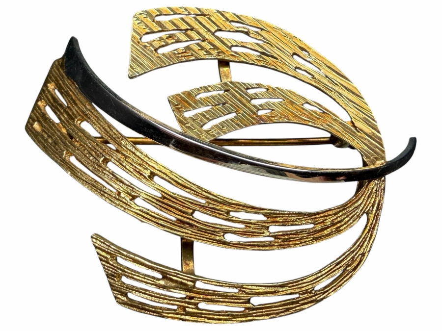 14k Gold Germany Brooch Pin 1.5'W 5.2g [$467 Gold Melt Value]