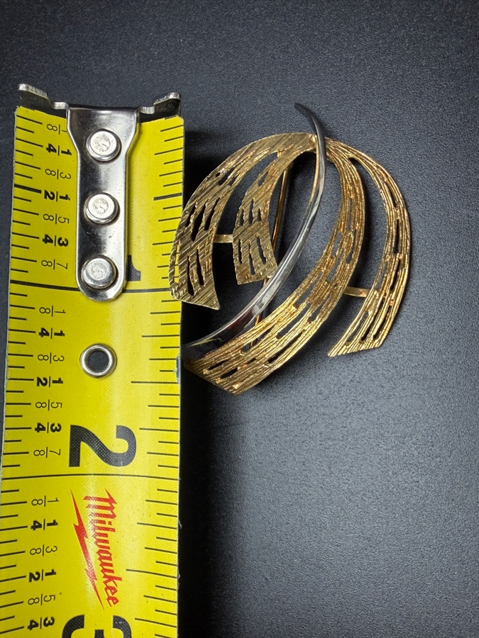 14k Gold Germany Brooch Pin 1.5'W 5.2g [$467 Gold Melt Value] [Photo 6]