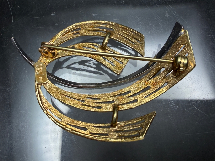 14k Gold Germany Brooch Pin 1.5'W 5.2g [$467 Gold Melt Value] [Photo 3]