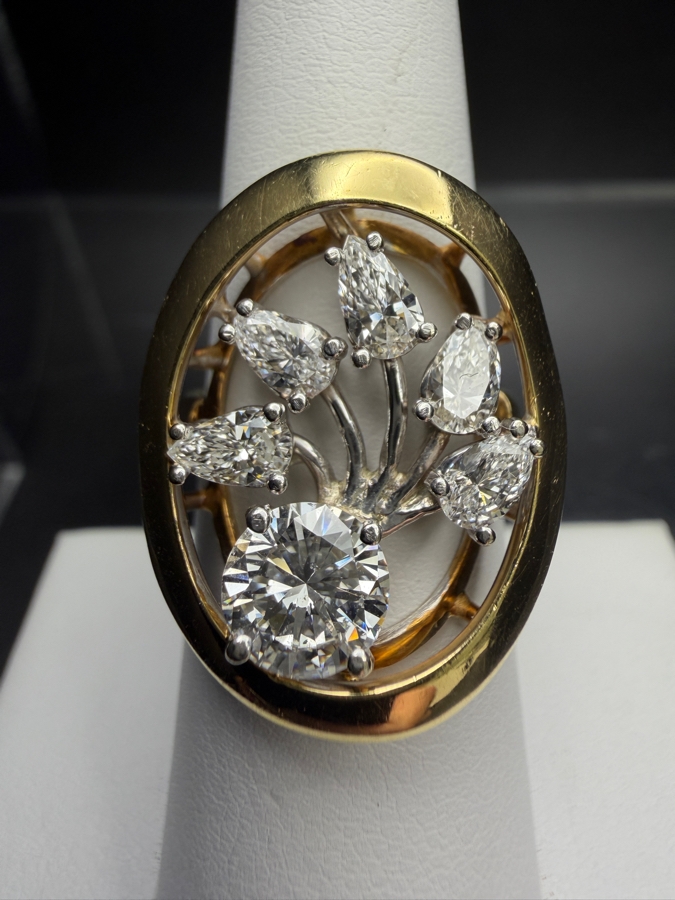 14k Gold Diamond Ring With (1) 6.5mm Round Brilliant Cut Diamond Est. 1ct F-G / SI1-VS2 Accented With (4) 5x3mm Pear Shape Diamonds F-G Est. .80cttw Size 6.5 8.1g Retails $12,100 [Photo 3]