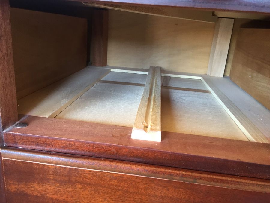 Vintage Mahogany 9-Drawer Dresser by Hungerford Memphis [Photo 14]