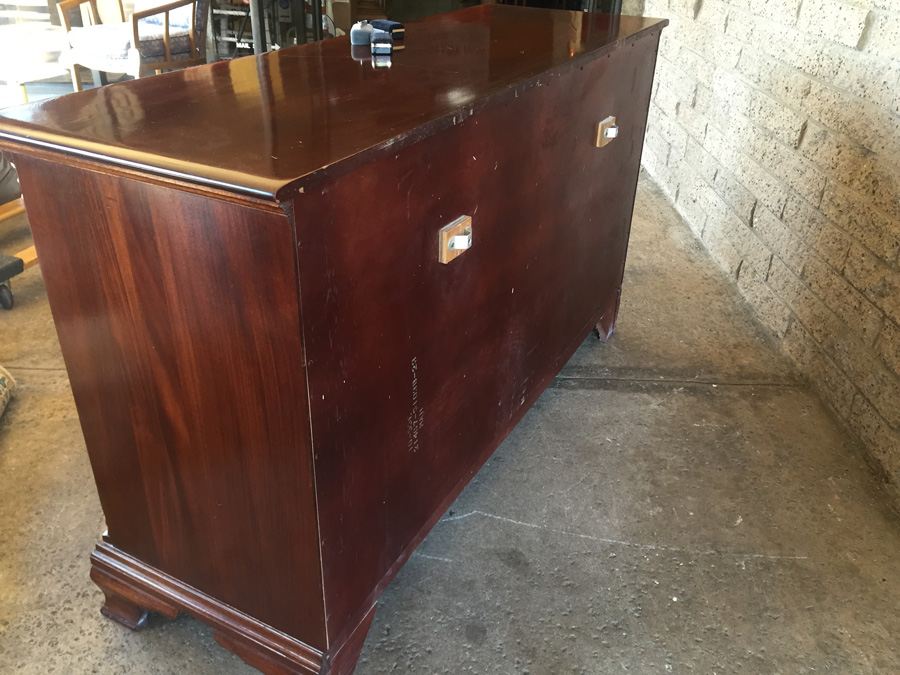 Vintage Mahogany 9-Drawer Dresser by Hungerford Memphis [Photo 15]