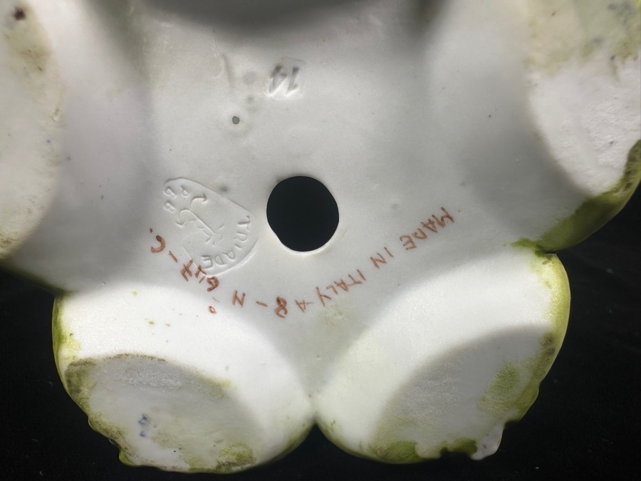 Just Added - Luigi Giorgio Benacchio Porcelain Figurine Made In Italy By Triade 7.5'H [Photo 9]