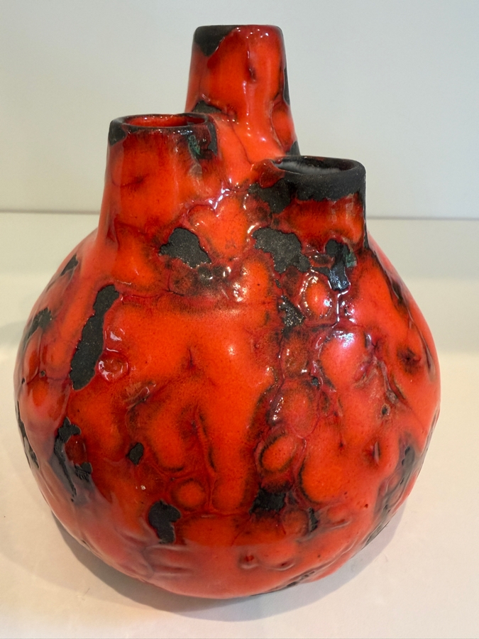Vintage Mid-Century Modern Fat Lava West German Art Pottery Chimney Vase By P-Keramik Featuring A Glossy Red Glaze Over A Matte Black Ground Model 25 4.75'H [Photo 3]