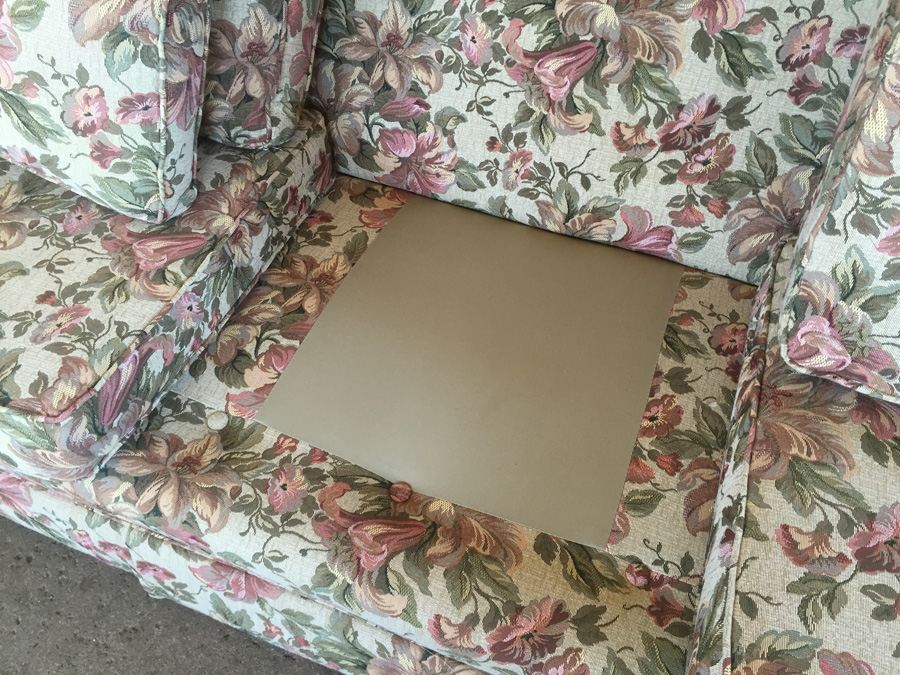 Shabby Chic Style Floral Pattern Sofa With Casters [Photo 8]