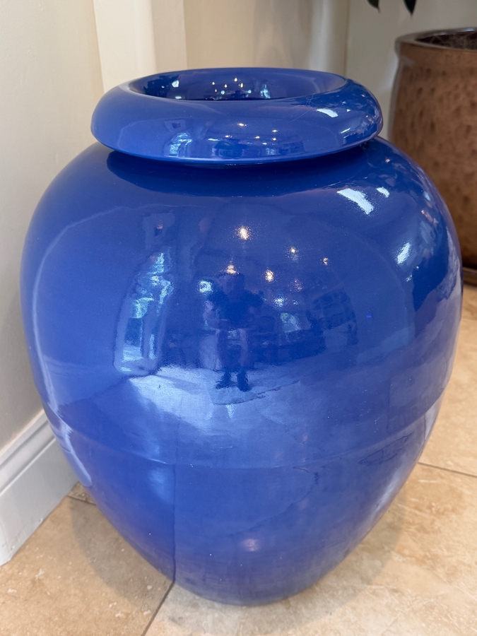Vintage Bauer Pottery Cobalt Blue Oil Jar, Large 22-Inch Art Deco Floor Vase, Iconic Shape #100, Mid-Century California Art Pottery, Circa 1930s-1940s 16'W X 22'H [Photo 3]