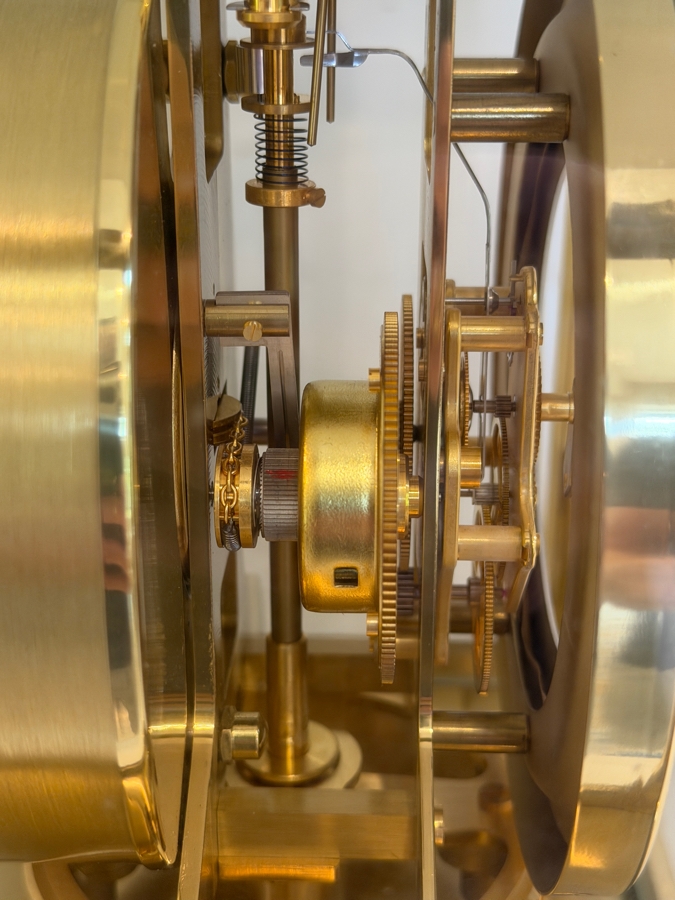 Working Vintage Jaeger-LeCoultre Atmos Perpetual Motion Mantel Clock, Gilt Brass And Glass Case, Swiss 15-Jewel Caliber 528 Movement, Mid-Century Luxury Timepiece, Circa 1960s-1970s 8.5'W X 6.5'D X 9.5'H [Photo 11]