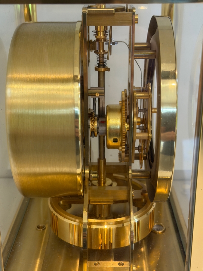 Working Vintage Jaeger-LeCoultre Atmos Perpetual Motion Mantel Clock, Gilt Brass And Glass Case, Swiss 15-Jewel Caliber 528 Movement, Mid-Century Luxury Timepiece, Circa 1960s-1970s 8.5'W X 6.5'D X 9.5'H [Photo 10]