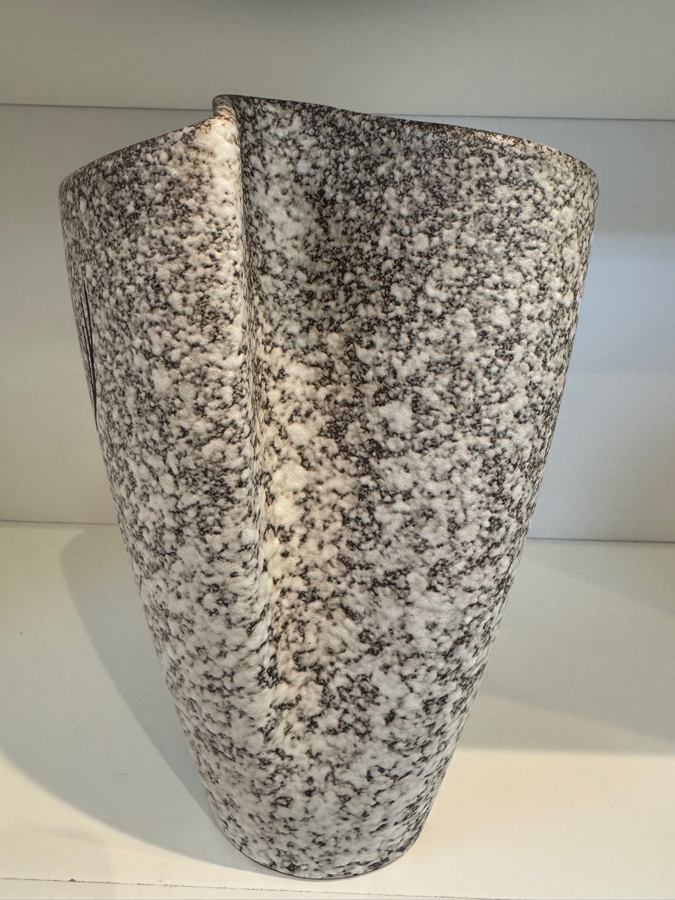 Vintage West German ES Keramik Hand-Painted Fish Motif Fat Lava Vase, Shape 152 27, Mid-Century Modern Underwater Botanical Decor, Circa 1960s 11.5'H [Photo 3]