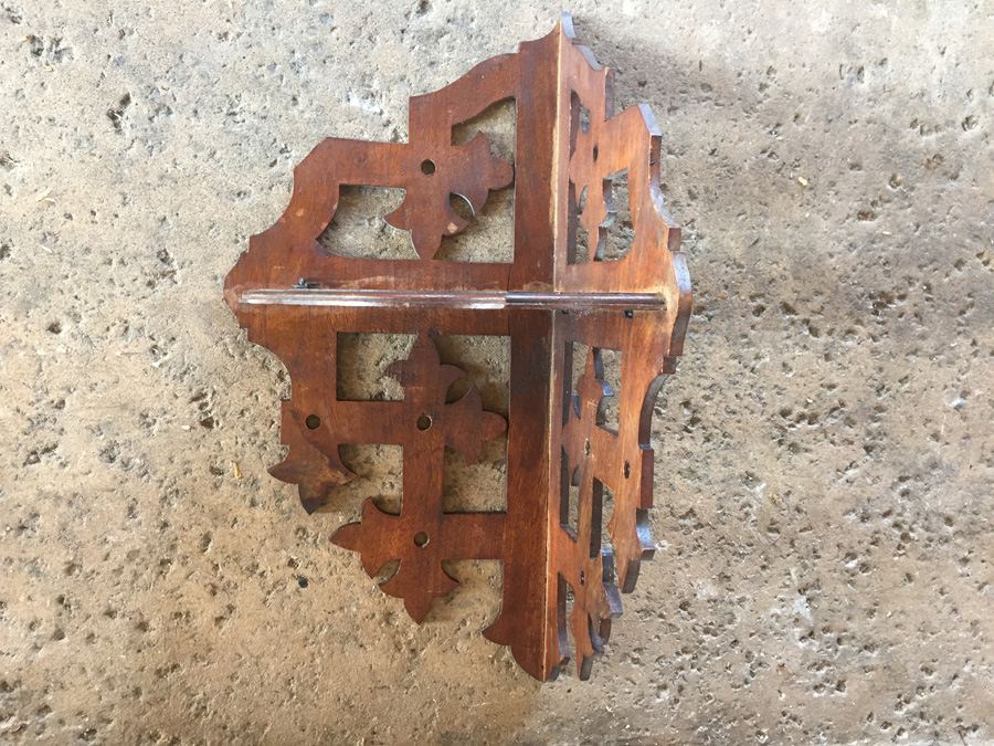 Vintage Corner Wall Shelf Unit With Hinge [Photo 4]