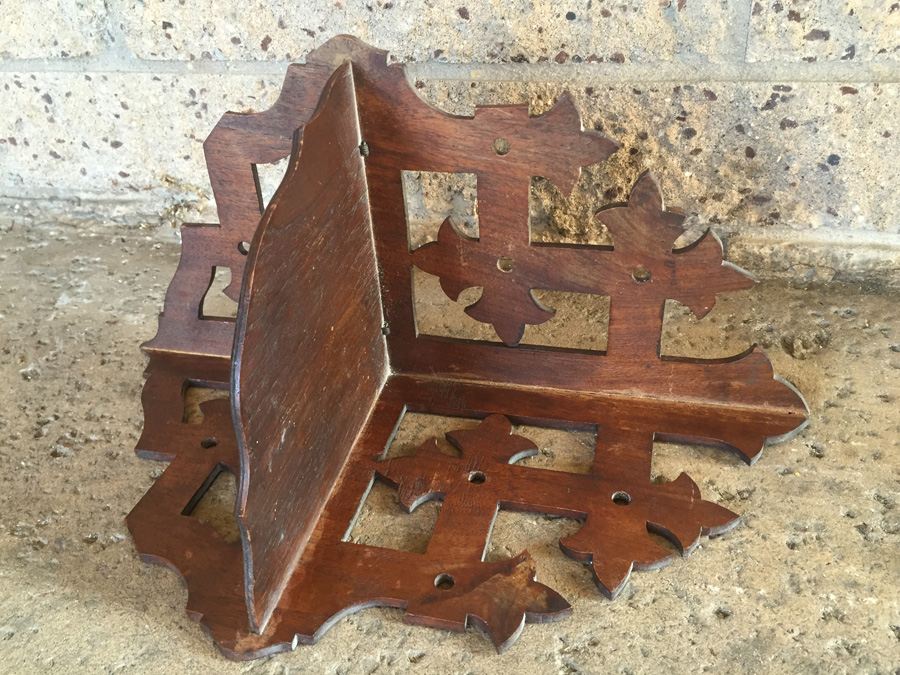 Vintage Corner Wall Shelf Unit With Hinge [Photo 2]