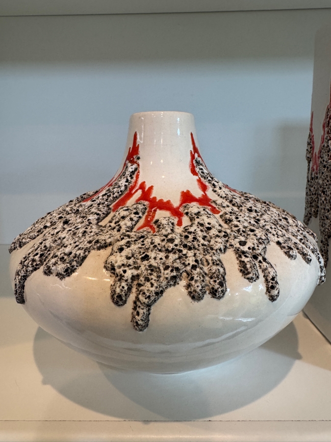 (3) Vintage Fohr Keramik West German Fat Lava Ceramic Vases In White With Textured Red And Grey Glaze [Photo 5]