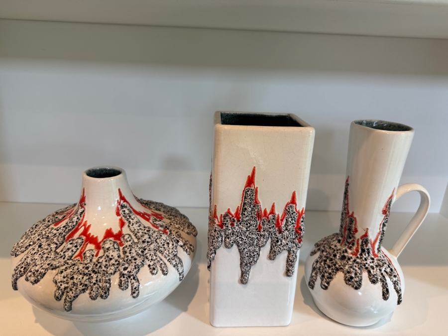 (3) Vintage Fohr Keramik West German Fat Lava Ceramic Vases In White With Textured Red And Grey Glaze [Photo 3]