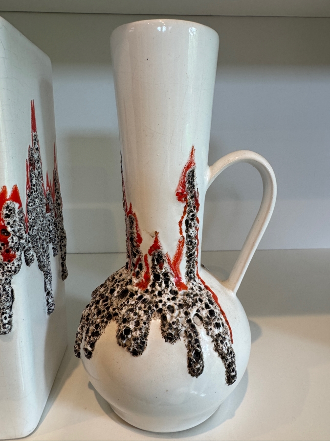 (3) Vintage Fohr Keramik West German Fat Lava Ceramic Vases In White With Textured Red And Grey Glaze [Photo 7]