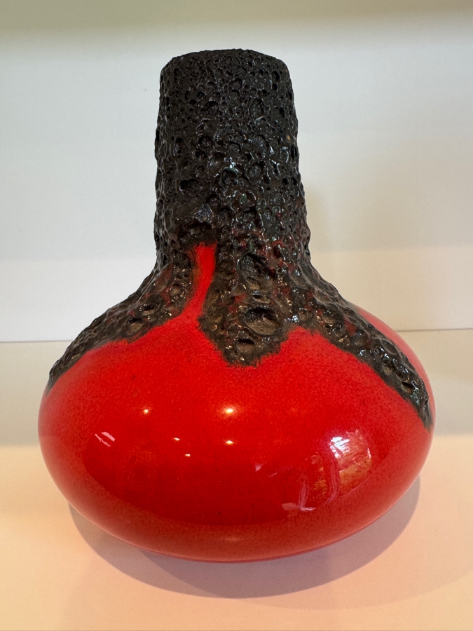 Vintage Roth Keramik Red And Black Fat Lava West German Art Pottery Vase 17'H


 [Photo 4]
