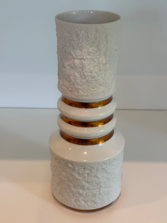 Vintage Royal Porzellan Bavaria KPM Mid-Century Modern Bisque Porcelain Vase With Bark Texture And Bronze Rings [Photo 4]