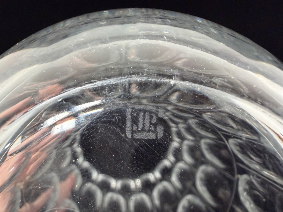 Stunning Crystal Thumbprint Pattern Vase Signed 11'H [Photo 3]