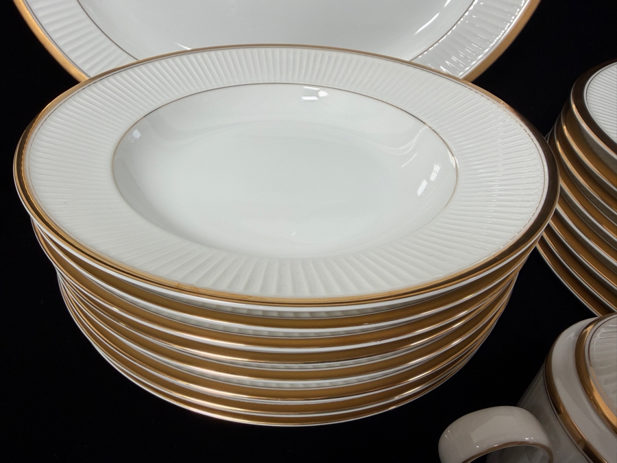 Fitz And Floyd 'Classique d'Or' China Service [Photo 6]