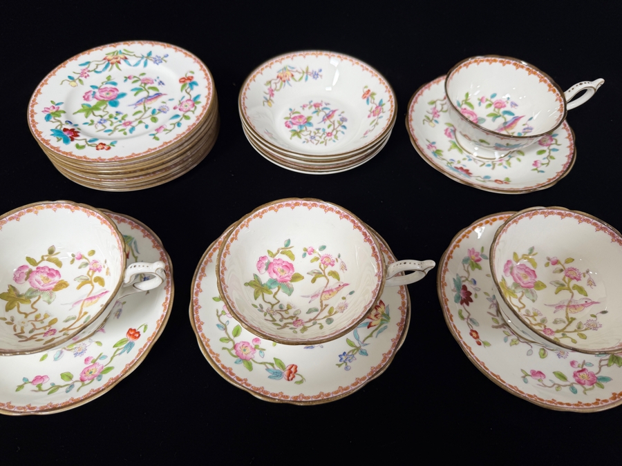 Vintage Hand Painted Coalport 'Pembroke' 6316 Bone China Made In England [Photo 3]