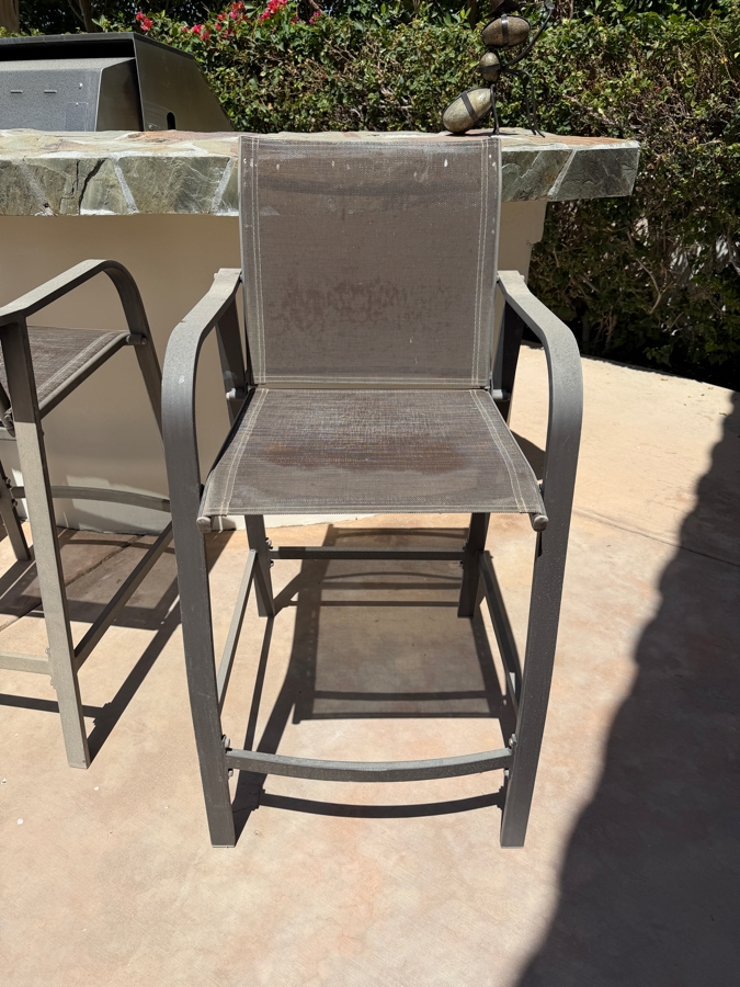 Set Of (4) Modern StyleWell Outdoor Aluminum Bar Stools With Brown Textilene Sling Fabric And Curved Armrests Seat 28'H [Photo 6]